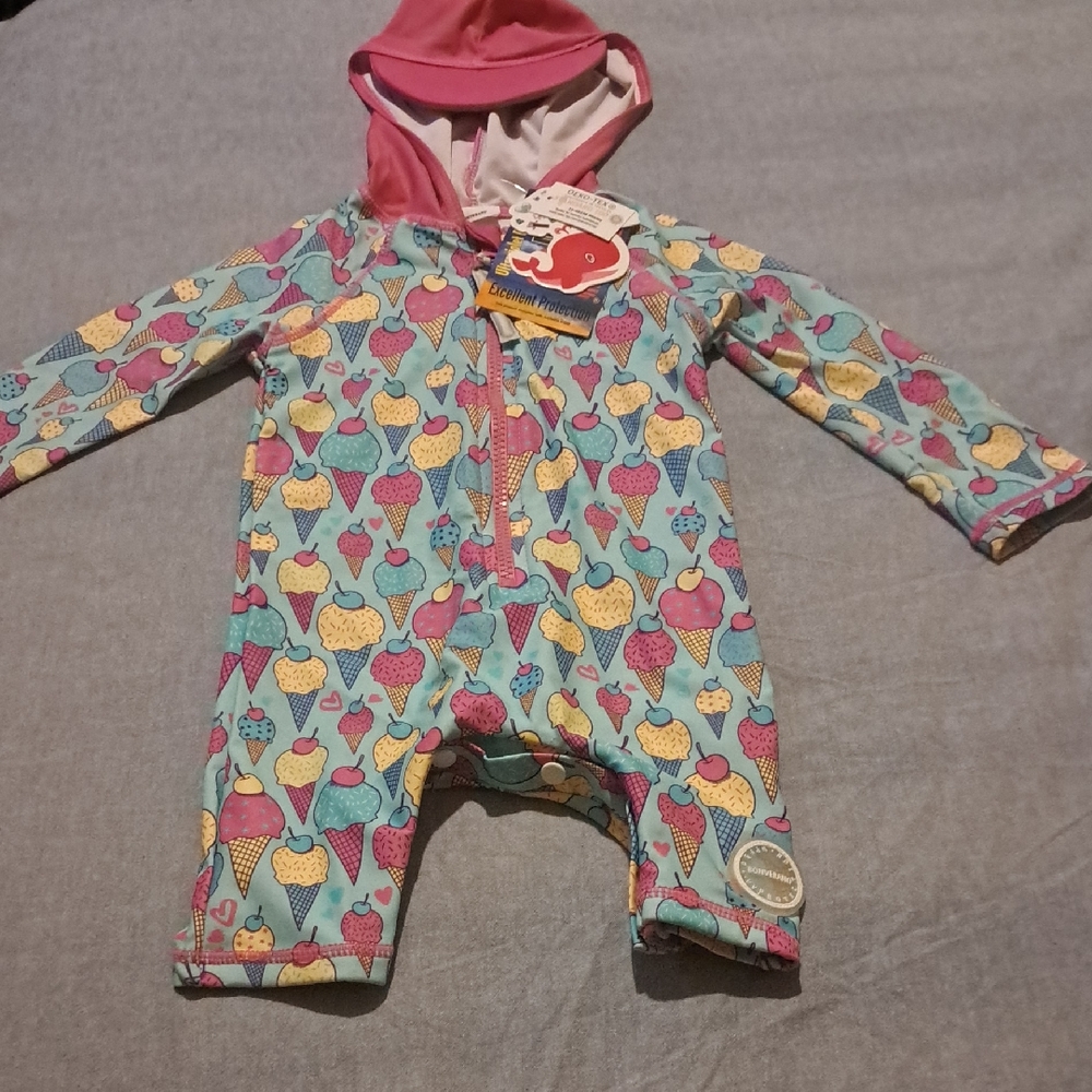 NWT Colorful Ice Cream Print Kids One Piece Protective swimming suit &   Visor